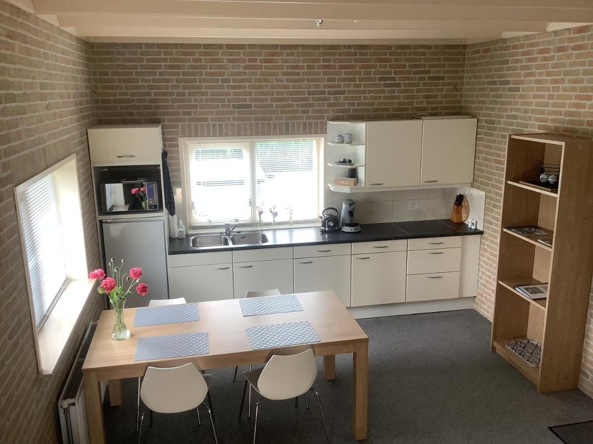 Het Waterhoentje Apartment Sint Jansklooster
